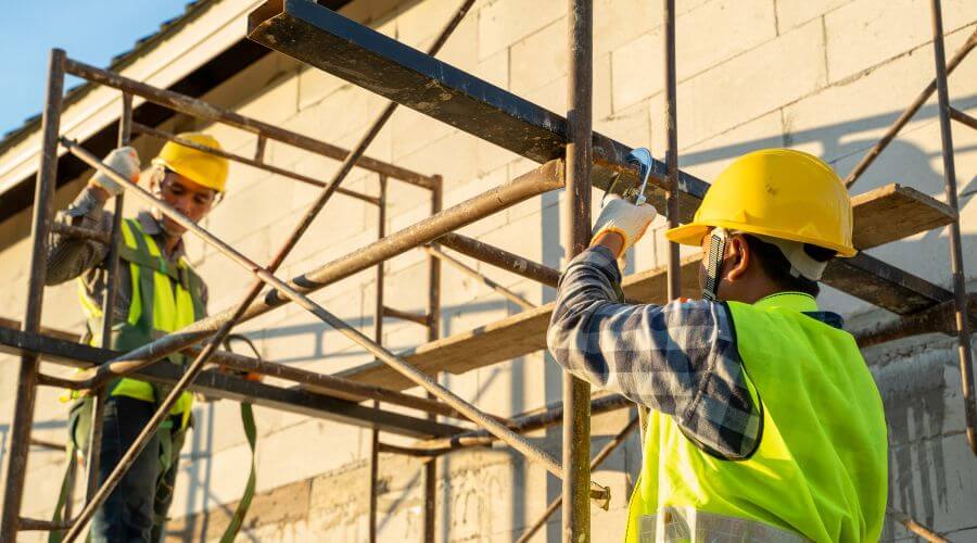 Professional fairlawn roofing services in Amherst Junction, WI